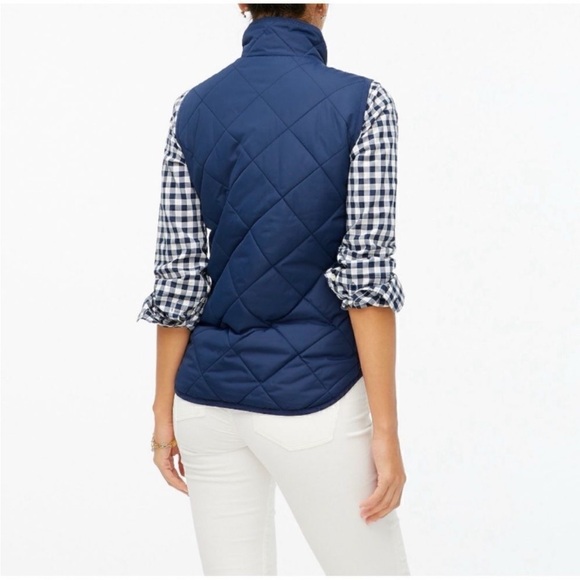 J.Crew Navy Excursion Quilted Puffer Vest Size Small Gold Buttons & Zip EUC - Picture 2 of 6